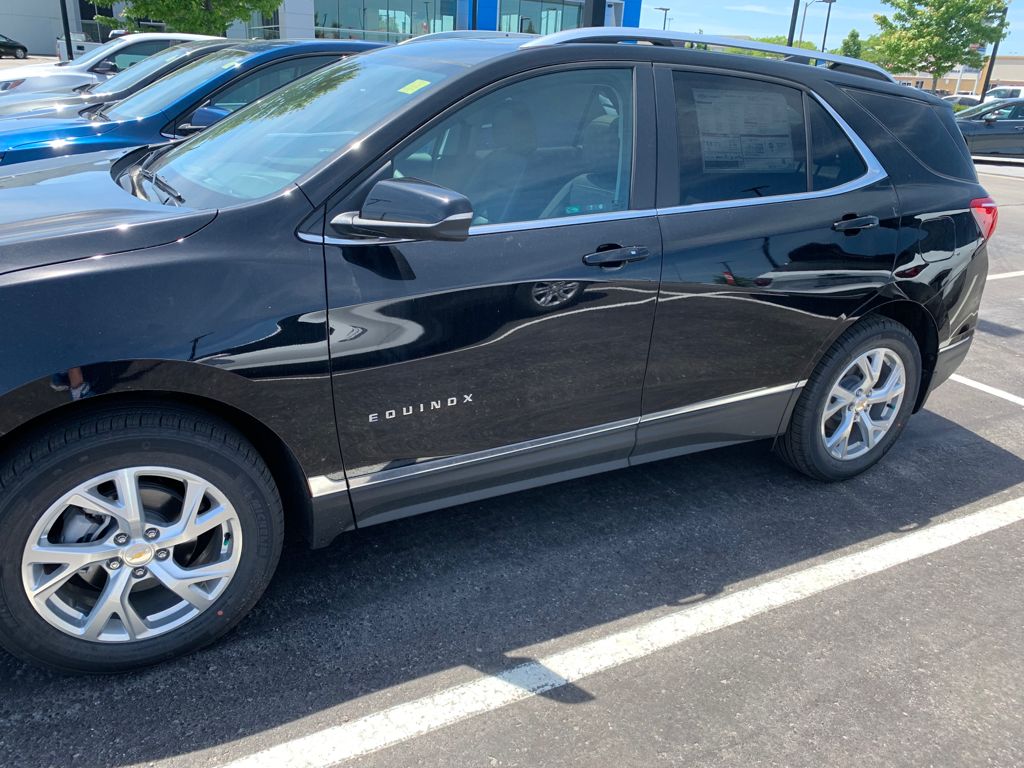 Rocker Trims for 2018-2023 Chevrolet Equinox — 3