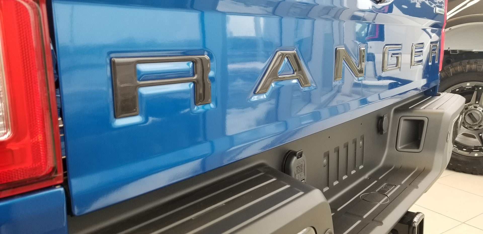 Tailgate Logo for 2019-2022 Ford Ranger (SuperCab) — 2