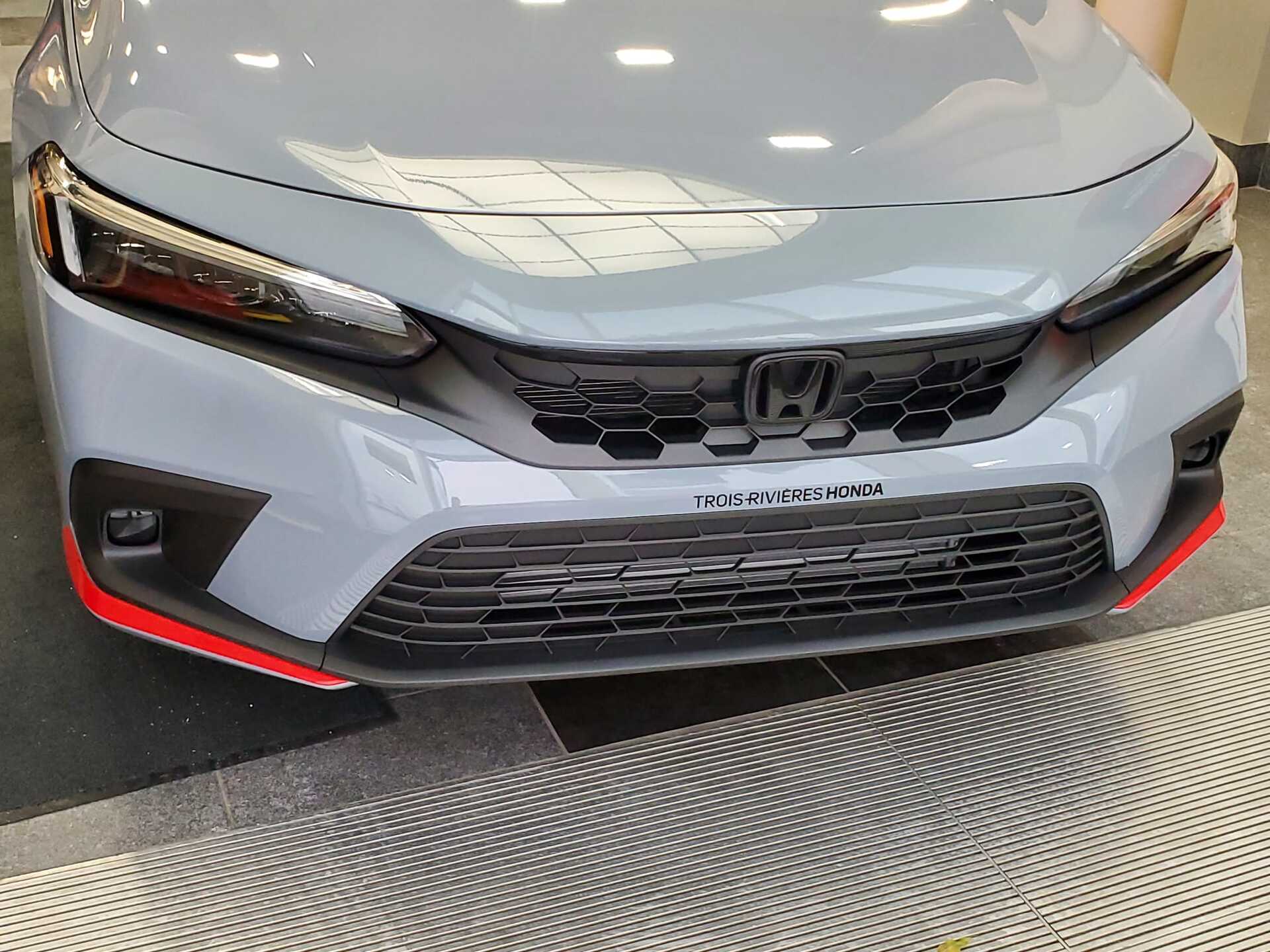 Rocker Trim Kit for 2022-2024 Honda Civic (Hatchback) — 4