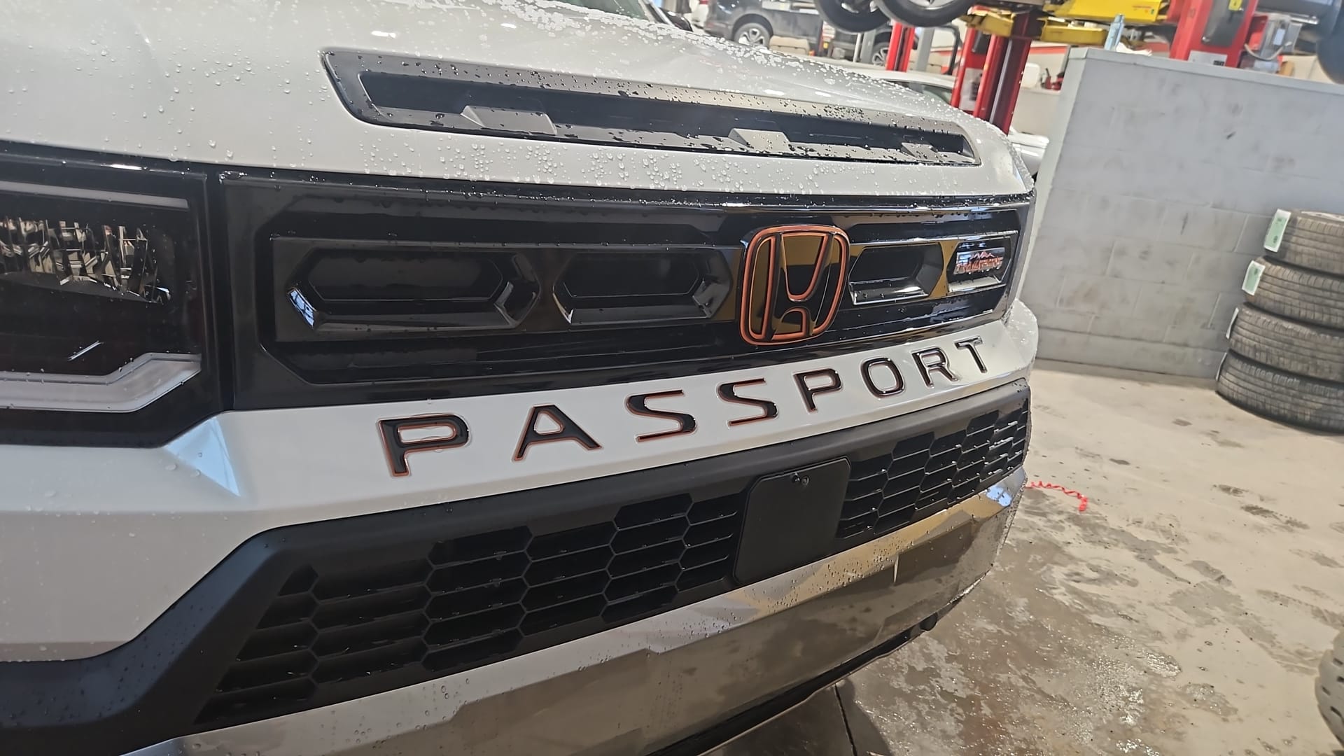 2-Tone Hood Logo for 2026 Honda Passport — 5