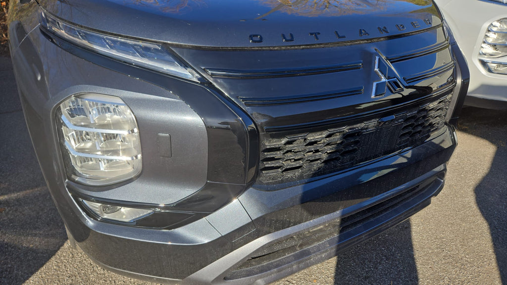Front Fascia Trim (with Fog Lights) for 2022-2026 Mitsubishi Outlander — 3