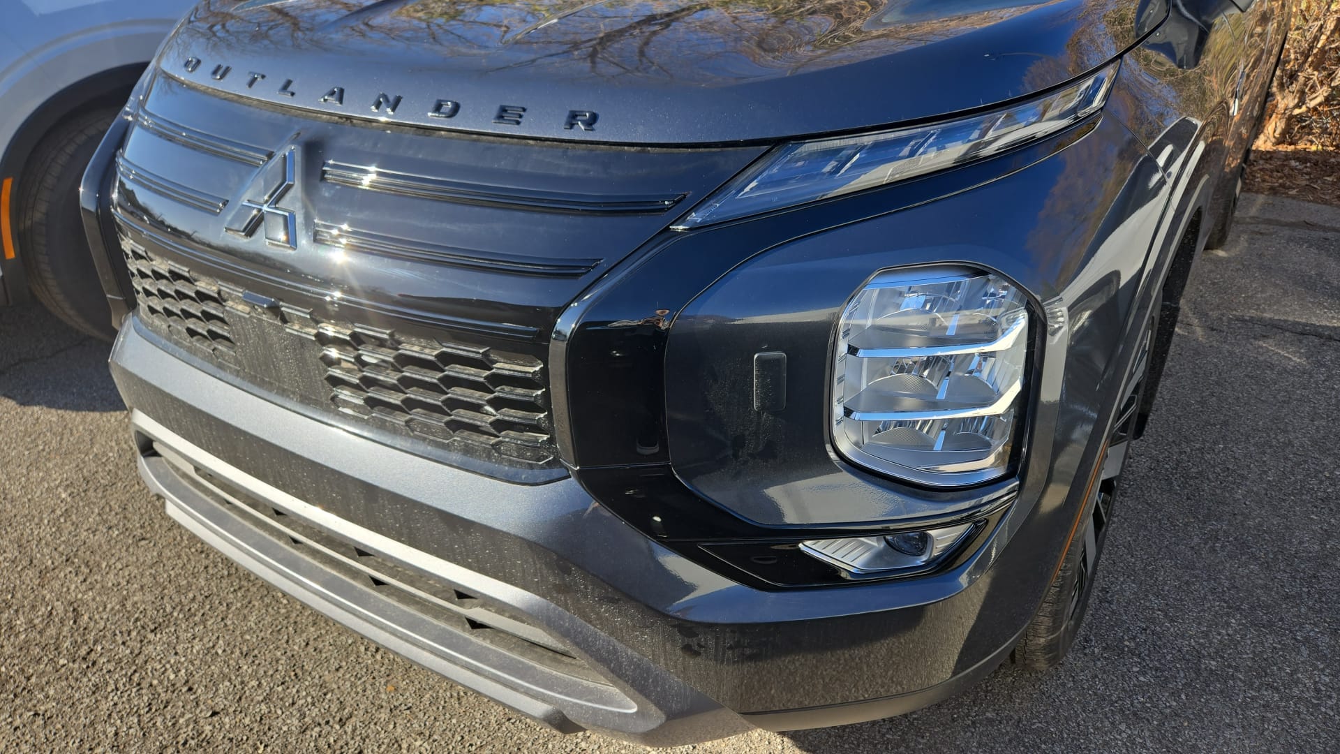 Front Fascia Trim (with Fog Lights) for 2022-2026 Mitsubishi Outlander — 4