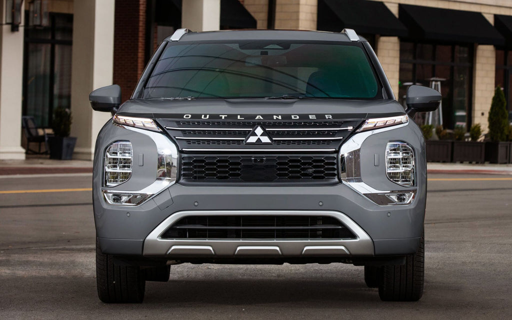 Hood Protector w/ Logo for 2022-2026 Mitsubishi Outlander — 4
