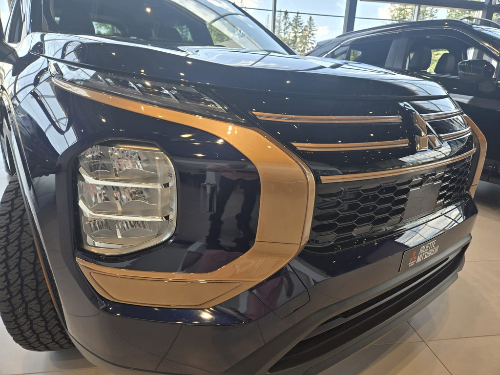 Front Fascia Accents (without Fog Lights) for 2022-2026 Mitsubishi Outlander — 4
