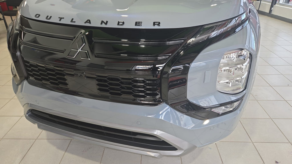 Front Fascia Trim (with Fog Lights) for 2022-2026 Mitsubishi Outlander — 2