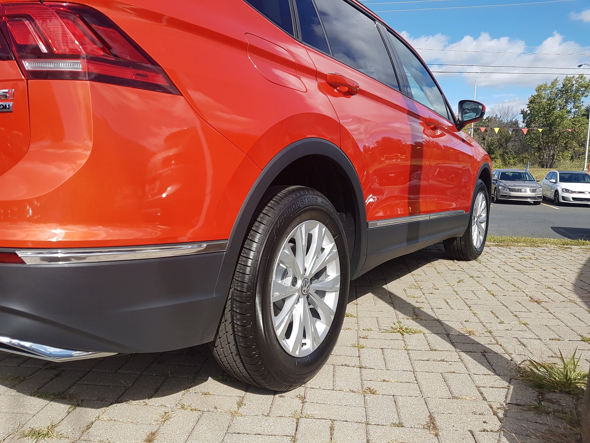 Rocker Trim Kit for 2018-2021 Volkswagen Tiguan — 3