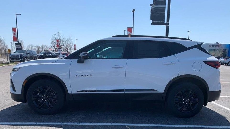 Groove Trims for 2019-2026 Chevrolet Blazer — 4